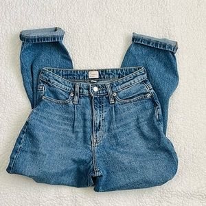 Pleated mom jeans
